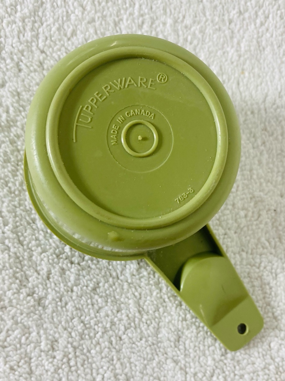 5/$35 Vintage Tupperware Avocado Green Dry 2/3 Cup Measuring Scoop Replacement
